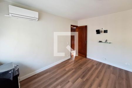 Quarto 1 de apartamento à venda com 3 quartos, 100m² em Icaraí, Niterói