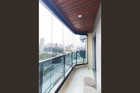 varanda da Suíte 3 de apartamento à venda com 3 quartos, 180m² em Vila Regente Feijó, São Paulo
