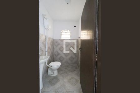 Banheiro Social de casa para alugar com 1 quarto, 50m² em Jardim Peri, São Paulo