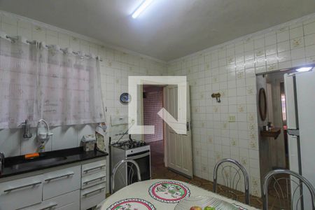 Cozinha 2-casa 2 de casa à venda com 4 quartos, 239m² em Vila Tolstoi, São Paulo