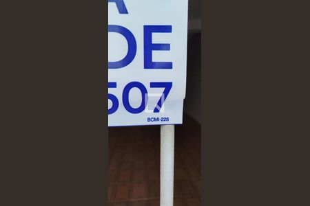 Placa de casa à venda com 4 quartos, 239m² em Vila Tolstoi, São Paulo