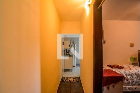 Corredor de casa à venda com 2 quartos, 95m² em Vila Pires, Santo André