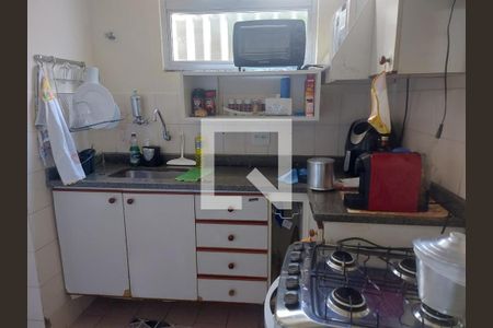 Apartamento à venda com 2 quartos, 50m² em Estoril, Belo Horizonte