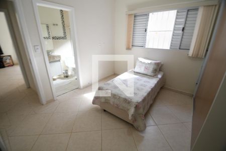 Quarto 2 de casa à venda com 3 quartos, 160m² em Loteamento Alphaville Campinas, Campinas