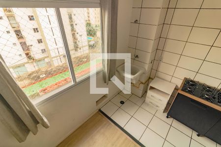 Sala/Cozinha de apartamento à venda com 2 quartos, 42m² em Vila Mira, São Paulo