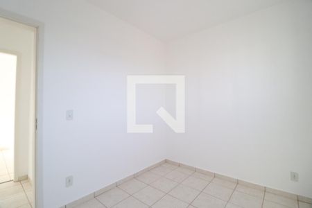 Quarto 1 de apartamento para alugar com 2 quartos, 45m² em Shopping Park, Uberlândia