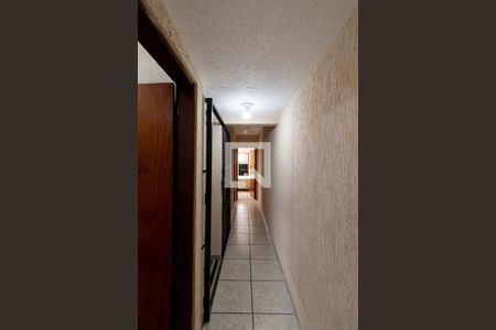 Corredor de casa à venda com 3 quartos, 145m² em Vila Salete, São Paulo