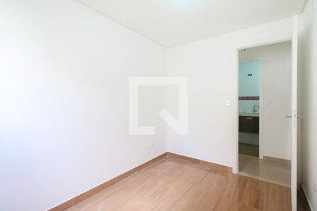 Quarto de apartamento à venda com 2 quartos, 86m² em Nova Gerti, São Caetano do Sul