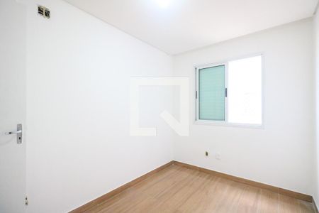 Quarto de apartamento à venda com 2 quartos, 86m² em Nova Gerti, São Caetano do Sul
