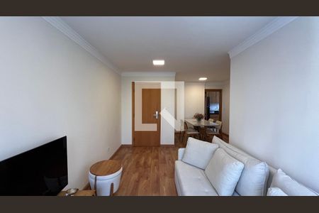 Sala  de apartamento à venda com 2 quartos, 70m² em Pinheiros, São Paulo