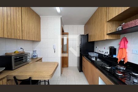 Cozinha de apartamento para alugar com 2 quartos, 70m² em Pinheiros, São Paulo
