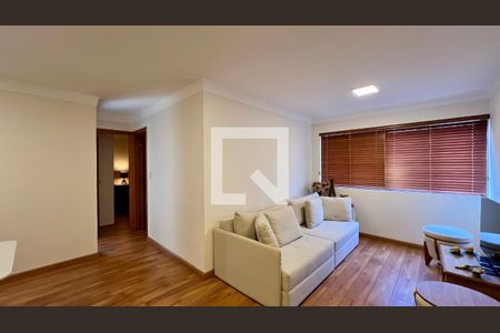 Sala  de apartamento à venda com 2 quartos, 70m² em Pinheiros, São Paulo