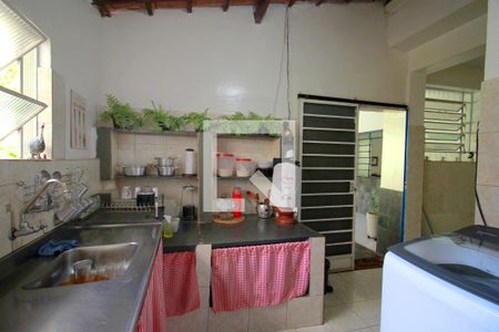 Cozinha de casa à venda com 4 quartos, 400m² em Sagrada Família, Belo Horizonte
