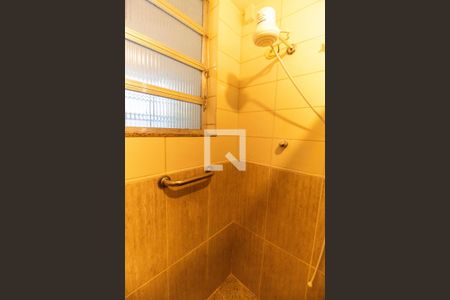 Banheiro de apartamento à venda com 3 quartos, 74m² em Boa Viagem, Niterói