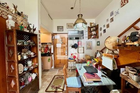 Sala/Quarto de apartamento para alugar com 1 quarto, 23m² em Laranjeiras, Rio de Janeiro