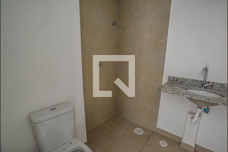 Banheiro de apartamento à venda com 1 quarto, 40m² em Vila Sao Pedro, Santo André