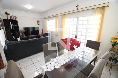 Sala de casa à venda com 2 quartos, 100m² em Jardim Flamboyant, Campinas