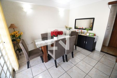 Sala de casa à venda com 2 quartos, 100m² em Jardim Flamboyant, Campinas