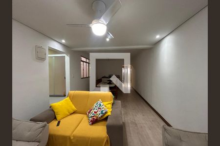 Sala de casa para alugar com 2 quartos, 70m² em Vila Pereira Cerca, São Paulo