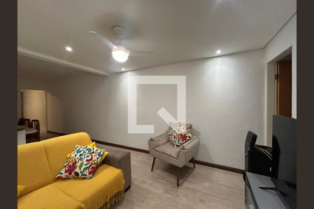 Sala de casa para alugar com 2 quartos, 70m² em Vila Pereira Cerca, São Paulo