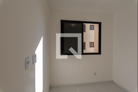 Quarto 2 de apartamento para alugar com 2 quartos, 45m² em Jardim Ipaussurama, Campinas