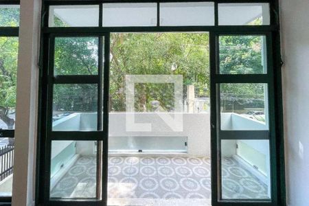 Foto 01 de apartamento para alugar com 3 quartos, 160m² em Jardins, São Paulo