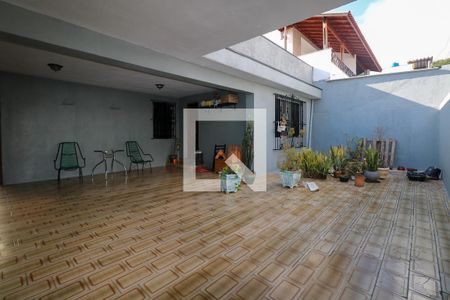 Garagem de casa à venda com 3 quartos, 220m² em Barcelona, São Caetano do Sul