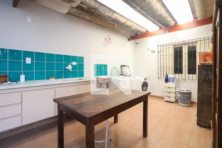 Área de Serviço de casa à venda com 3 quartos, 220m² em Barcelona, São Caetano do Sul