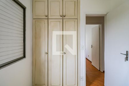 Quarto 3 de apartamento à venda com 3 quartos, 59m² em Caxingui, São Paulo