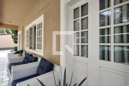 Varanda de casa de condomínio à venda com 4 quartos, 600m² em Taquara, Rio de Janeiro