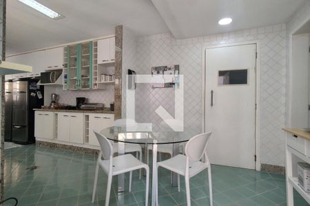 Cozinha  de casa de condomínio à venda com 4 quartos, 600m² em Taquara, Rio de Janeiro