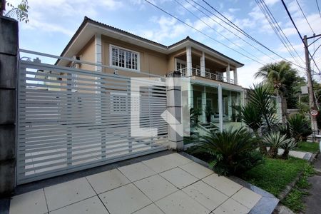 Fachada de casa de condomínio à venda com 4 quartos, 600m² em Taquara, Rio de Janeiro