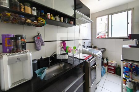 Cozinha de apartamento à venda com 2 quartos, 51m² em Vila Campos Sales, Campinas