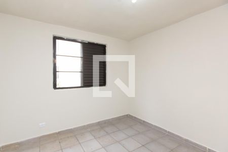 Quarto 1 de apartamento para alugar com 2 quartos, 48m² em Jardim Tua, São Paulo