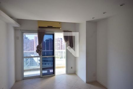 Sala de apartamento à venda com 1 quarto, 120m² em Barra da Tijuca, Rio de Janeiro
