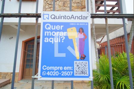 Placa na Fachada de casa à venda com 3 quartos, 650m² em São João, Porto Alegre