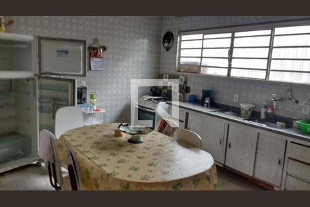 Casa à venda com 3 quartos, 450m² em Parque Novo Mundo, São Paulo