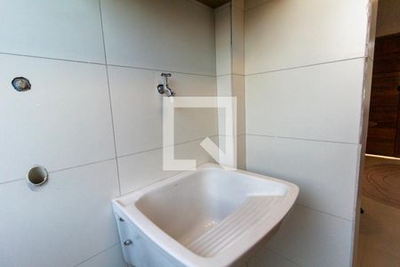 Sala/Cozinha de apartamento à venda com 2 quartos, 34m² em Vila Carrão, São Paulo