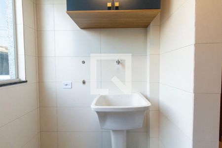 Sala/Cozinha de apartamento à venda com 2 quartos, 34m² em Vila Carrão, São Paulo