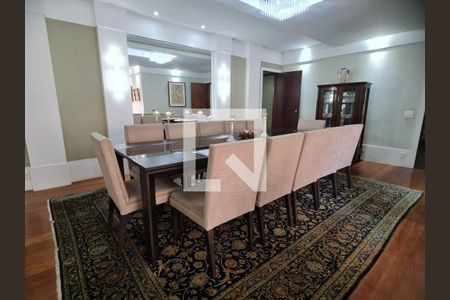 Apartamento à venda com 4 quartos, 240m² em Icaraí, Niterói