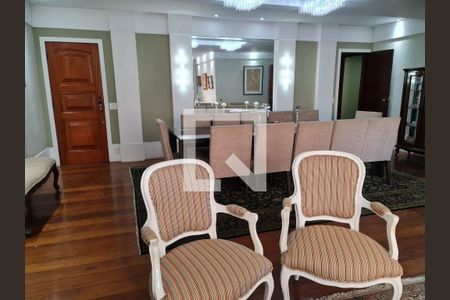 Apartamento à venda com 4 quartos, 240m² em Icaraí, Niterói