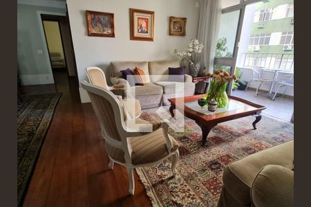 Apartamento à venda com 4 quartos, 240m² em Icaraí, Niterói
