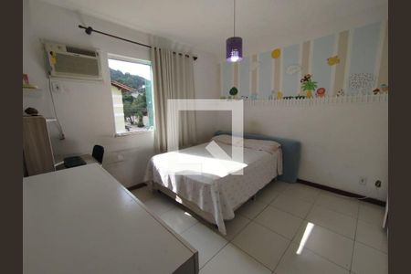 Casa à venda com 3 quartos, 361m² em Piratininga, Niterói