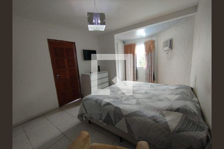 Casa à venda com 3 quartos, 361m² em Piratininga, Niterói