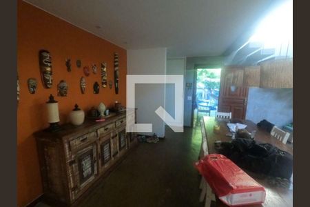 Casa à venda com 3 quartos, 610m² em Serra Grande, Niterói