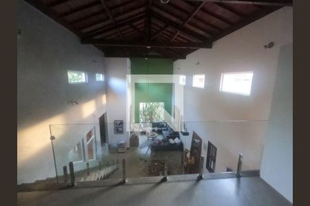 Casa à venda com 3 quartos, 610m² em Serra Grande, Niterói