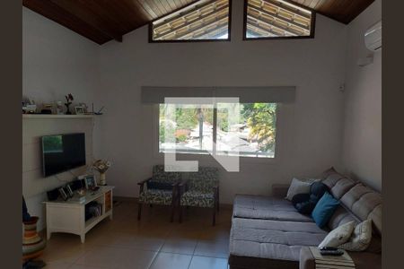 Casa à venda com 3 quartos, 119m² em Itaipu, Niterói