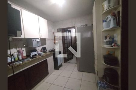 Casa à venda com 3 quartos, 150m² em Santa Rosa, Niterói
