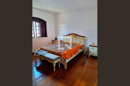 Casa à venda com 3 quartos, 168m² em Engenhoca, Niterói