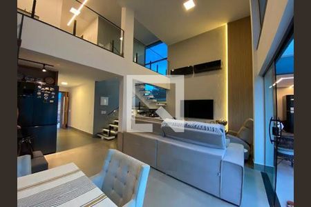 Casa à venda com 3 quartos, 192m² em Itaipu, Niterói